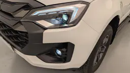 Isuzu D-Max - photo 28