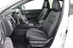 Nissan Qashqai - photo 13