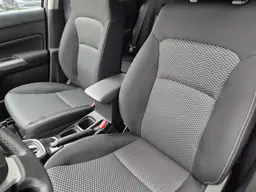 Suzuki Vitara - photo 11