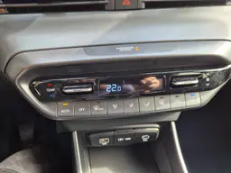 Hyundai i20 - photo 21