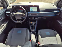 Ford Tourneo - photo 11
