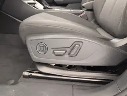 Audi Q3 Sportback - photo 20