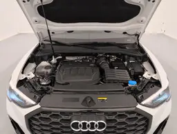 Audi Q3 Sportback - photo 21