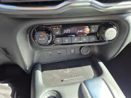 Nissan Juke - photo 23