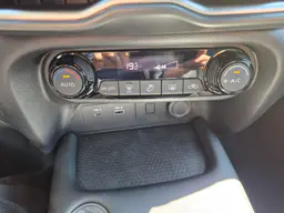 Nissan Juke - photo 22