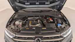 Volkswagen T-Roc - photo 20