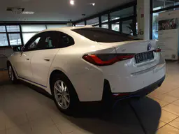 BMW i4 - photo 4