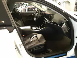 BMW i4 - photo 7