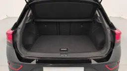 Volkswagen T-Roc - photo 11