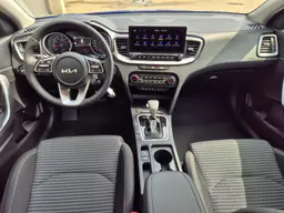 Kia Xceed - photo 10
