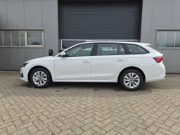 Skoda Octavia - photo 2
