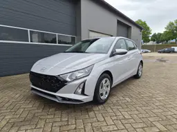 Hyundai i20 - photo 1