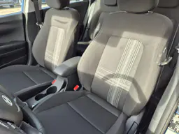 Hyundai i20 - photo 3