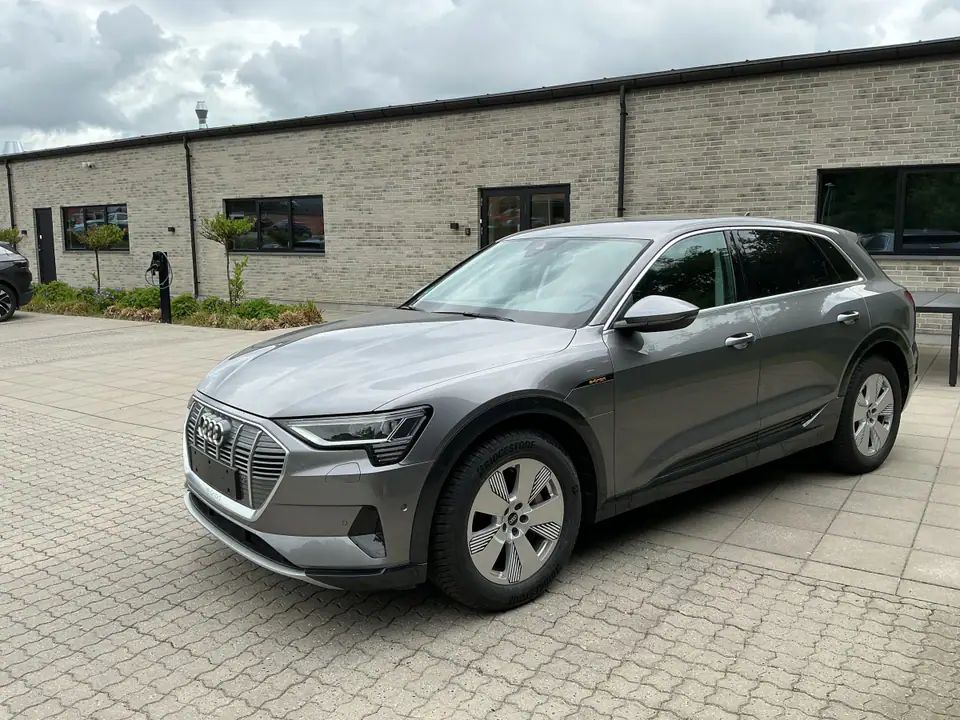 2023 Audi e-tron Advanced