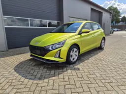 Hyundai i20 - photo 1
