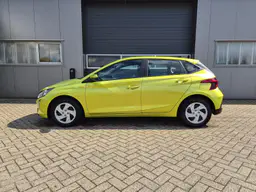 Hyundai i20 - photo 2