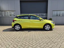 Hyundai i20 - photo 6