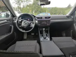 Skoda Superb - photo 13