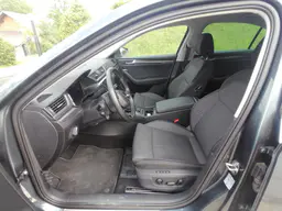 Skoda Superb - photo 7