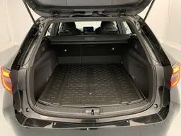 Toyota Corolla Touring Sports - photo 11