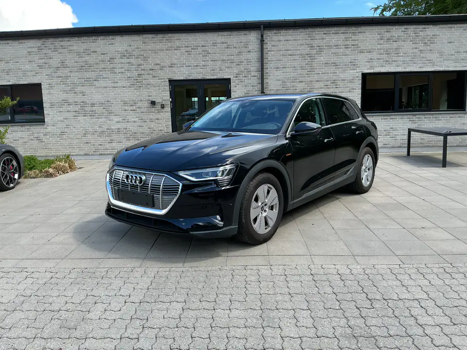 2022 Audi e-tron