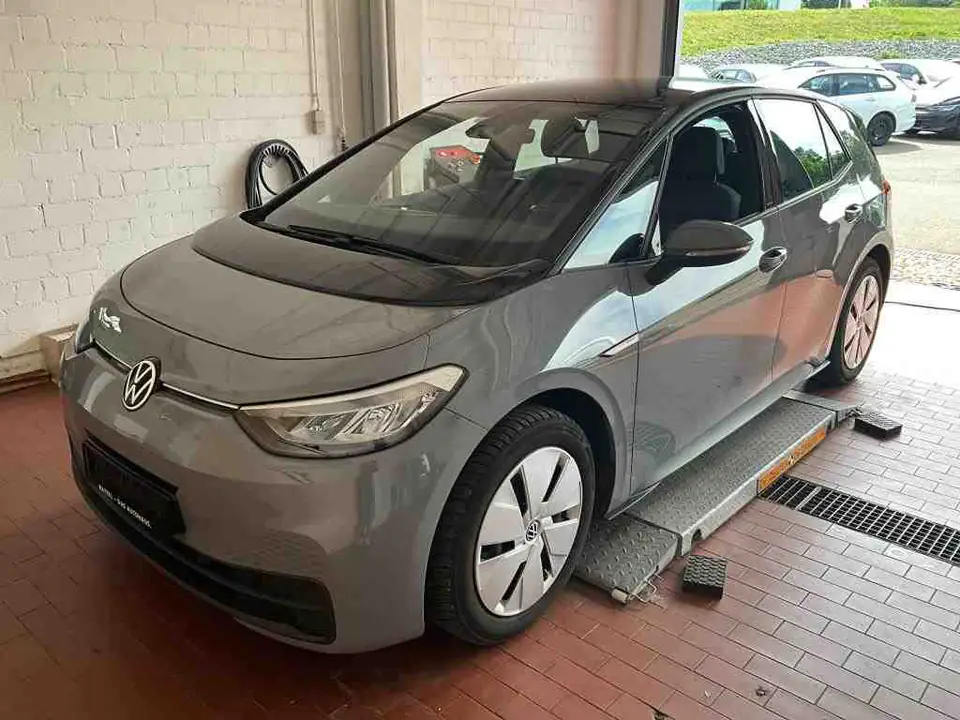 2023 Volkswagen ID.3 Pro Performance