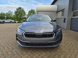 Skoda Octavia - photo 8