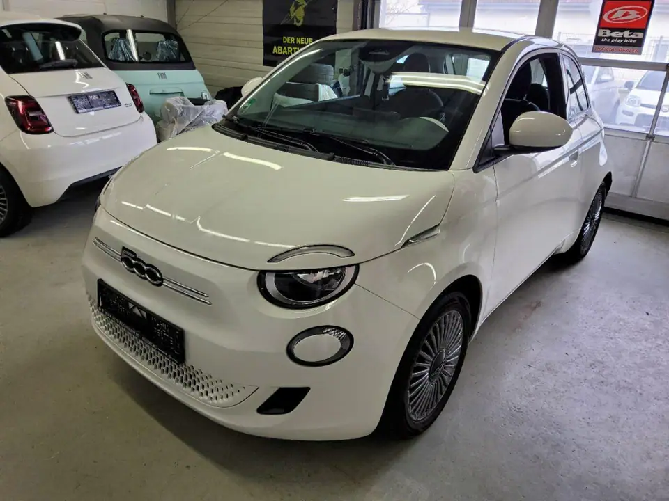 2023 Fiat 500e 42 kWh