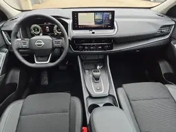 Nissan Qashqai - photo 12