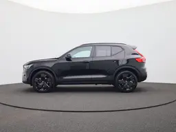 Volvo XC40 - photo 2