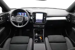 Volvo XC40 - photo 17