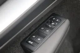 Volvo XC40 - photo 26