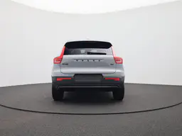 Volvo XC40 - photo 4