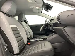 Citroen C4 - photo 9