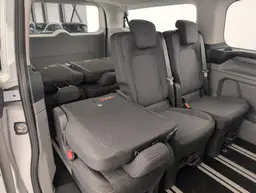 Ford Tourneo - photo 10