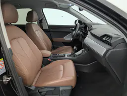 Audi Q3 - photo 9