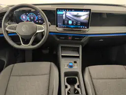 Volkswagen Tiguan - photo 13
