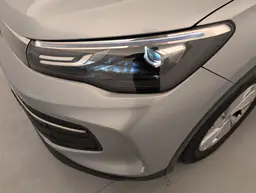 Volkswagen Tiguan - photo 21