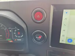 Toyota Yaris - photo 18