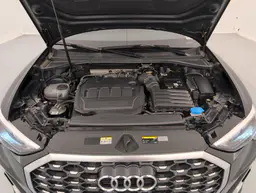 Audi Q3 Sportback - photo 20