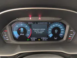 Audi Q3 - photo 21