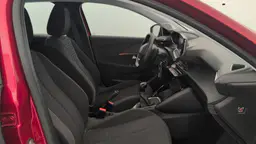 Peugeot 208 - photo 9