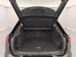Audi Q3 - photo 11