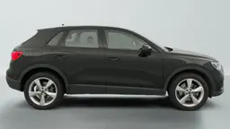 Audi Q3 - photo 8