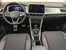 Volkswagen T-Roc - photo 13