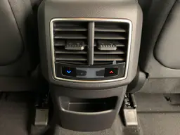 Kia Sportage - photo 21