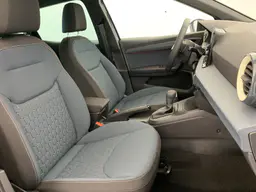 Seat Arona - photo 9