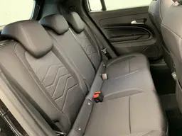 Jeep Avenger - photo 10