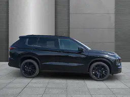 Mitsubishi Outlander - photo 2
