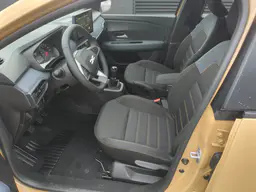 Dacia Sandero Stepway - photo 4